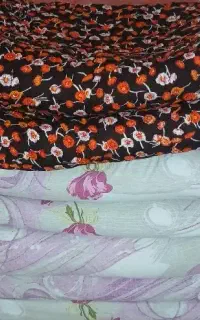 سه عدد  تشک و یک لحاف سنتی  فروش فوری