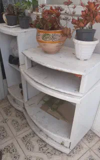 میز چوبی