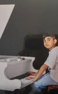 دکور آتلیه یا منزل ، ماکت پیانو از جنس ام دی اف