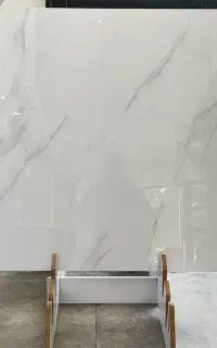 فروش کاشی سرامیک میبد