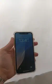 ایفون Xs سالم و پلمپ