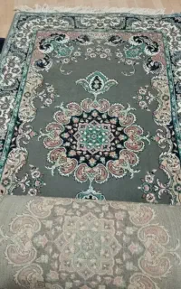 فرش کناره درحدنو فروش به علت جابه جایی