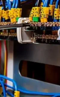 برقکار  ساختمان  و تعمیر لوله کشی آب