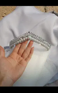 تاج عروسک