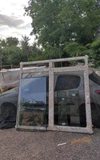 پنجره آلومینیومی