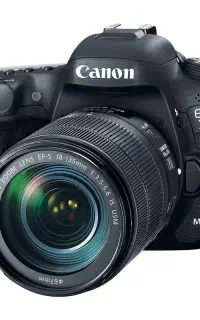 دوربین  حرفه ای/کانن/7D mark ll/با لنز ۱۸-۱۳۵