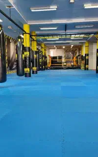 آموزش کیک بوکسینگ و دفاع شخصی رستمی(بانوان)