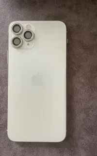 ایفون۱۱پر‌و