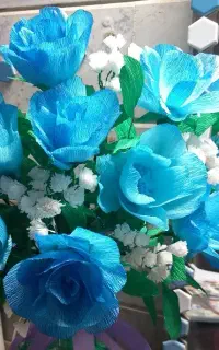 گل‌های دست‌ساز آبی و سفید ،خاص، ظریف و متفاوت