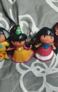 عروسک های دکوری دورا