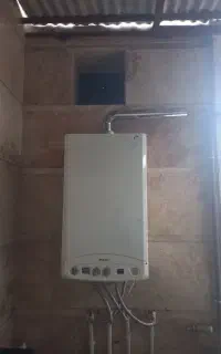 پکیج و آبگرمکن