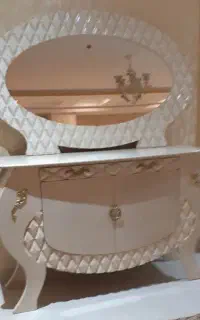 کنسول و آینه