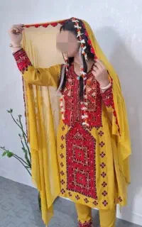 لباس محلی شهرم فروشی پول لازمم قصد فروش دارم