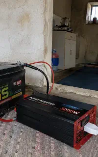 برق اضطراری با باتری خودرو و اینورتر برق ۲۲۰ ولت