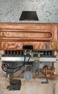 ابگرمکن دیواری بوتان B3218i