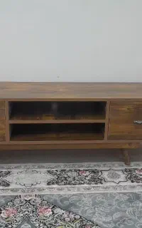 میزتلویزیون چوبی