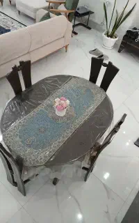 فروش میز نهار خوری ۴ نفر سالم بدونه شکستگی