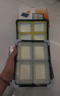 چراغ قوه پنل خورشیدی