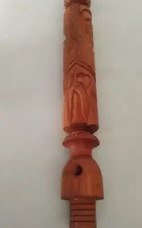 تنه سرخ