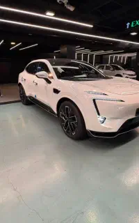 آواتار 11 Ev مدل 2025