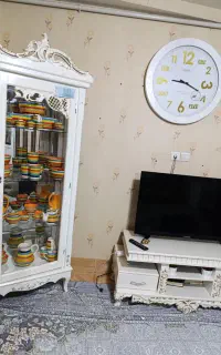 بوفه و میزتلوزیون