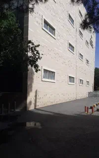 بازسازی و تعمیرات ساختمان.
