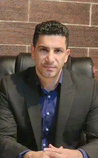 وکیل پایه یک دادگستری