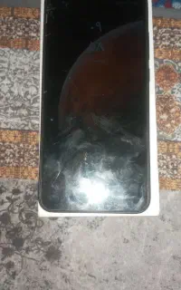 گوشی سالم هست
