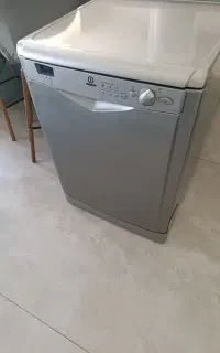 ماشین ظرفشویی indesit ایتالیا
