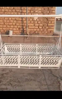 گهواره آهنی محکم و سالم