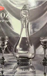 شراب خوری پاشا باغچه و ویسکی خوری چرخشی وارداتی