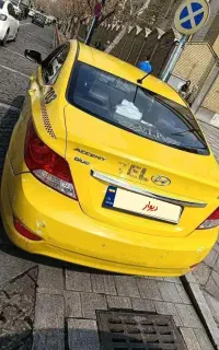 هیوندای اکسنت بلو وارداتی