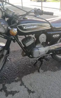 کاوازاکی ۱۰۰
