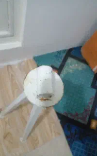سه پایه شلنگ شیر آب