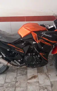 موتور مگلی 200cc در حد صفر( معاوضه با جیپ)