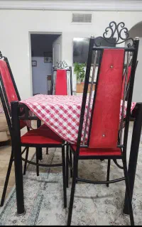 صندلی و میز ناهارخوری