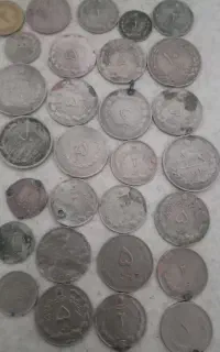 تعدادی سکه بفروش میرسد