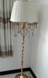 آباژور لوستری ایستاده