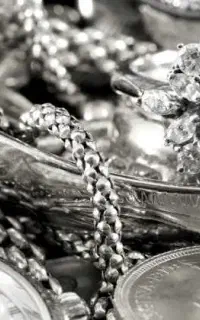 نقره ای دسته دوم وشکسته