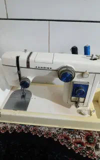 چرخ خیاطی ژانومه