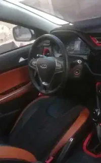 ام وی ام X22 اسپرت لاکچری