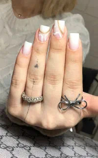 جشنواره تخفیفات ۴۰٪ کلبه صورتی ناخن بافت مژه فشیال
