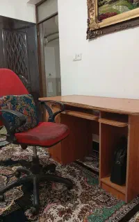 میز کامپیوتر بهمراه صندلی