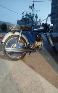 یاماها 100