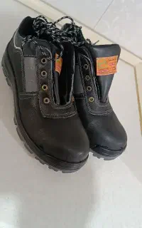کفش کار