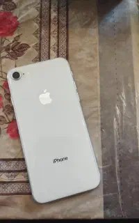 آیفون ۸