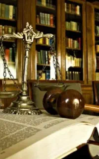 وکیل پایه یک دادگستری
