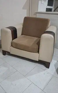 مبل تک‌نفره شیک و سالم