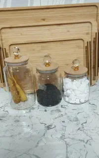 پا سماوری همرا با سه تا سینی چوبی