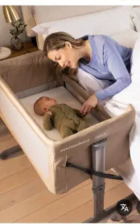 تخت کنار تخت مادر